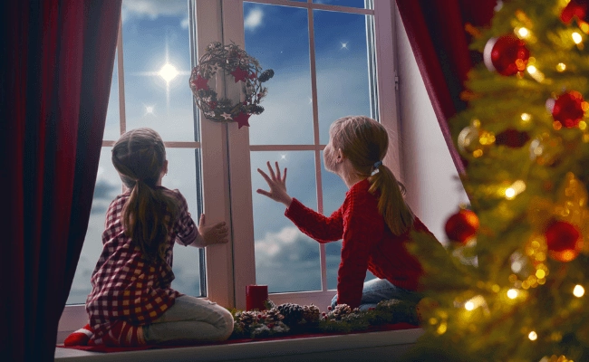 25 simple christmas traditions your kids will really love